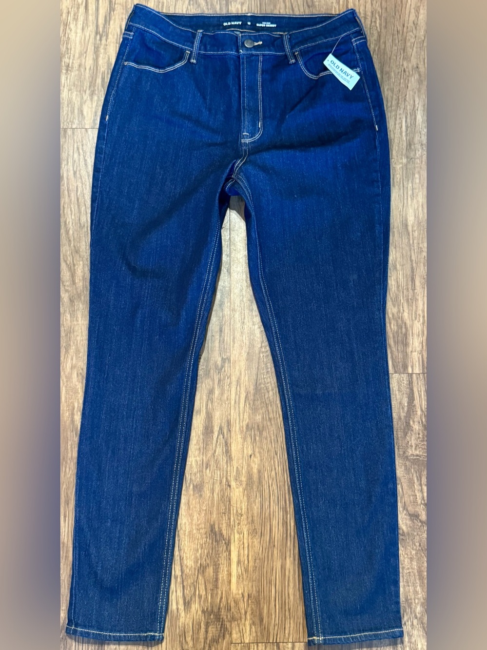 NWT Old Navy High Rise Super Skinny Jeans size 12